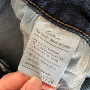 KanCan flare jeans with stretch and frayed hem